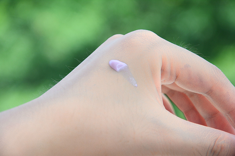 隔离和妆前乳防晒的区别是什么,隔离防晒乳和素颜霜有什么区别