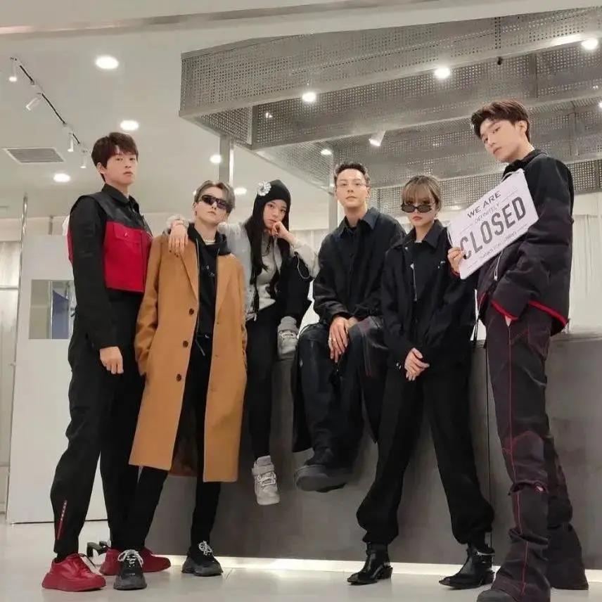 和罗志祥分手7个月后，周扬青终于要出道做女明星了...