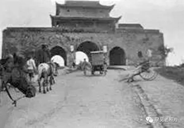 100年南京大桥绘画,南京红色100年