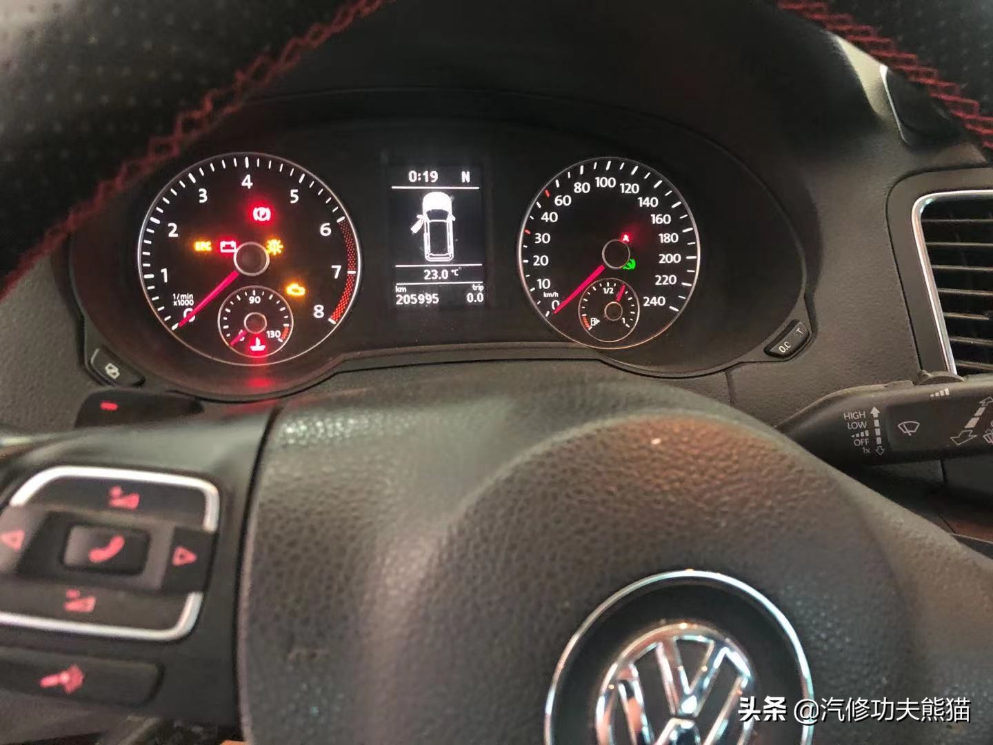 大众夏朗烧机油用什么燃油宝,2012款夏朗2.0t烧机油怎么处理