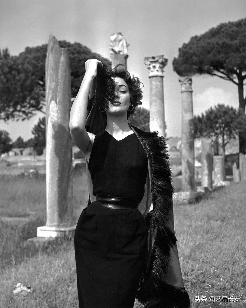 最具风情的复古美人,镜头下的少女仙气十足太美了