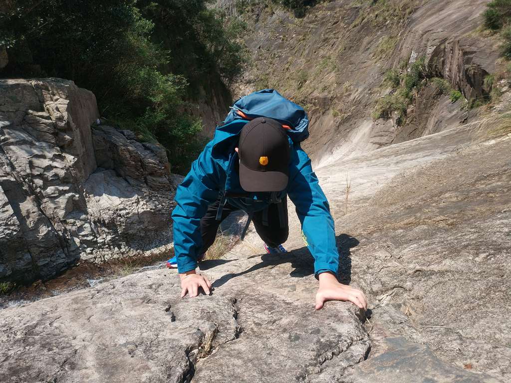 顺心而行--诺诗兰雨影冲锋衣体验