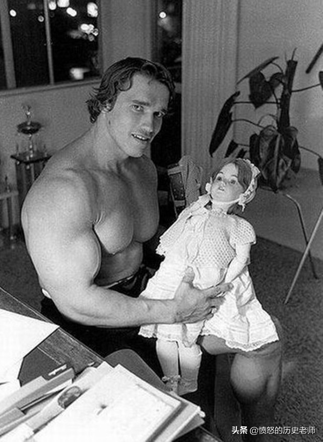 奥巴马昔日青涩旧照,奥巴马老图