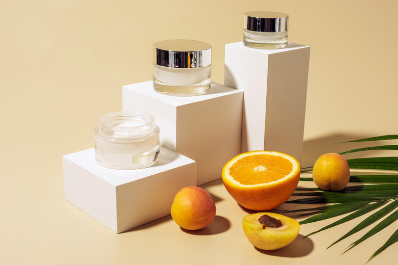 油性皮肤怎么化妆不浮粉油皮化妆技巧？