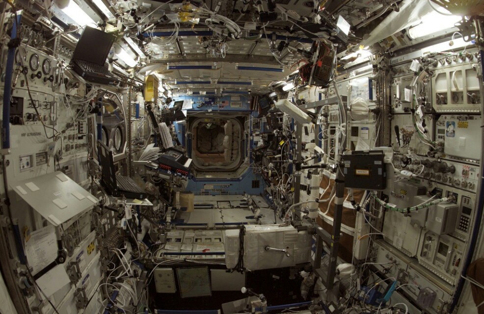 中国的航天技术与美国相比，有哪些优势和劣势？