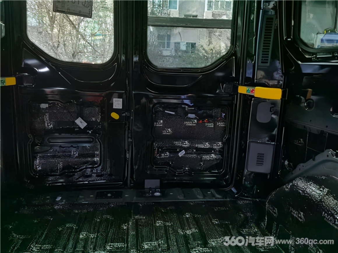 福特途睿欧做隔音多少钱,福特途睿欧隔音比全顺好