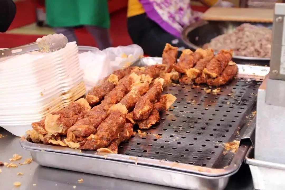 没事千万别去八市！厦门90后姑娘冒雨带着两百块来这里，结果...