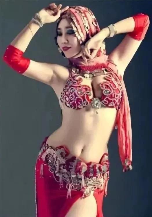 阿拉伯异域风情舞蹈,阿拉伯女人祭祀