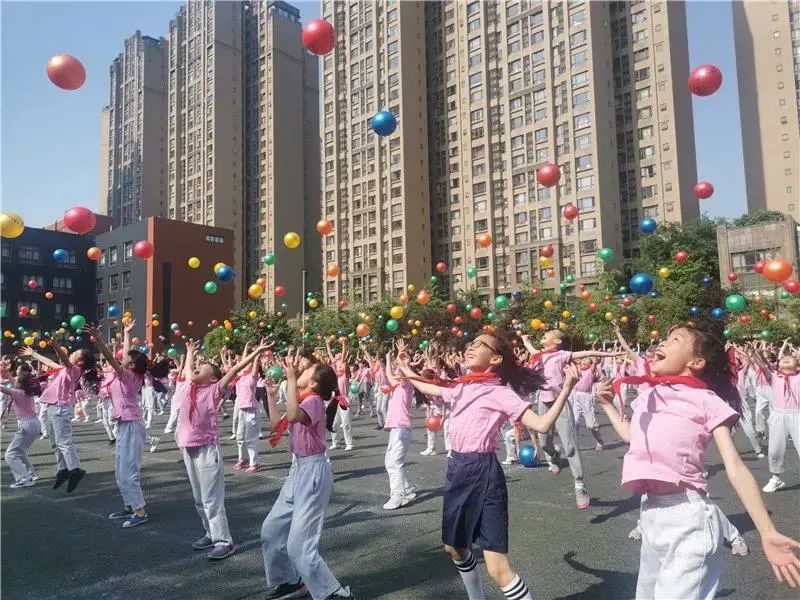 成华区石室小学,成都万象城石室小学划片区