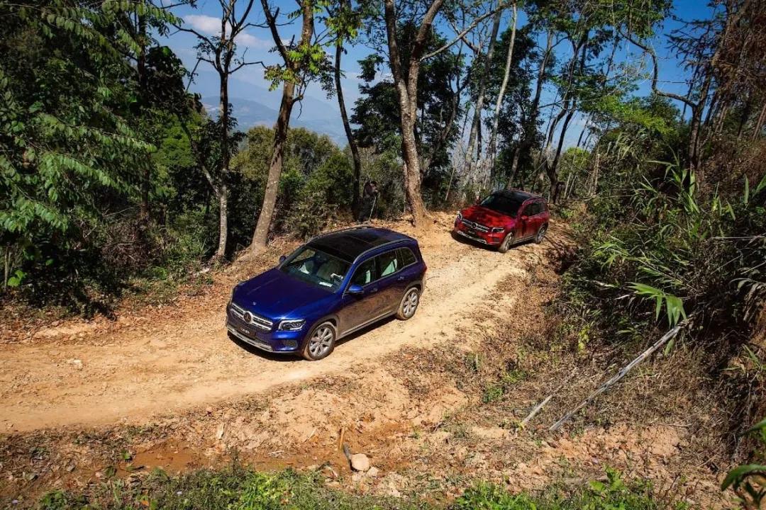 新款奔驰glb2.0tsuv到底好不好,梅赛德斯奔驰glbsuv产品解析