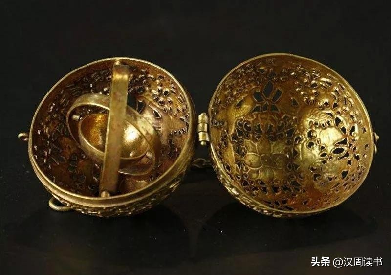 最古老的飞机工作原理,飞机保持平衡的原理