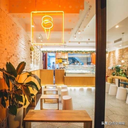 陕西北路变身“新网红”潮店、老字号召唤你