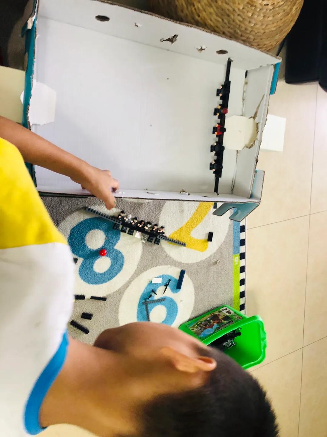 牛人自制桌上足球,儿童桌上足球怎么做