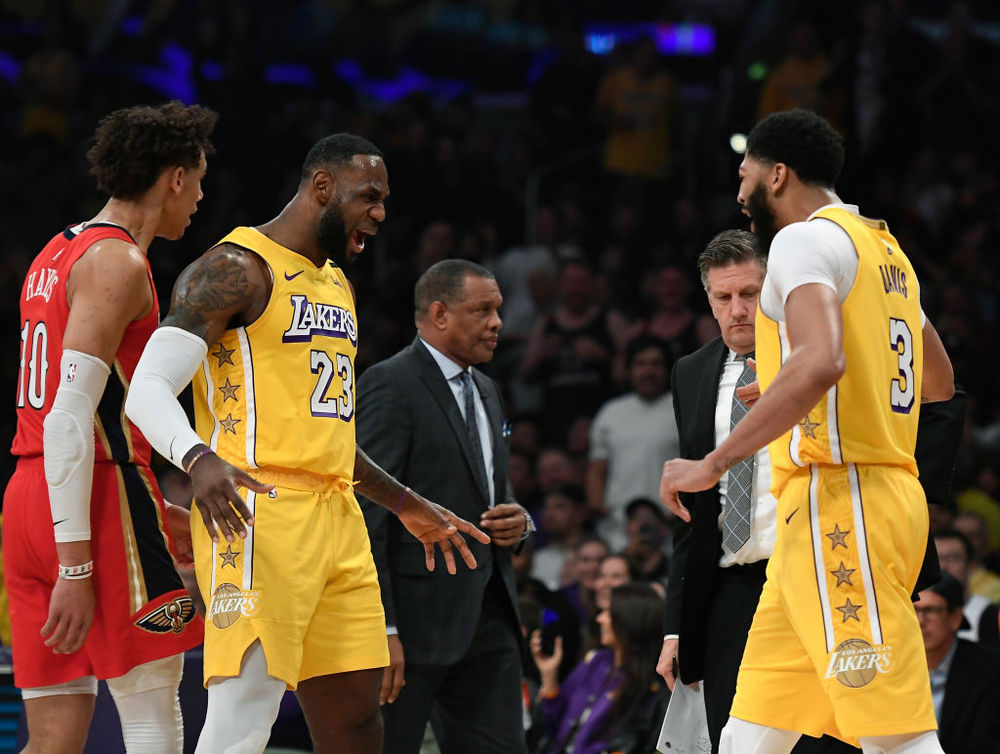 詹姆斯超远三分看呆麦基,麦基妙传詹姆斯