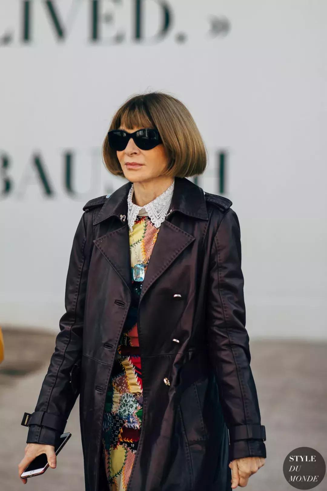 穿上小皮衣，我就是整个办公室最时髦的姑娘！