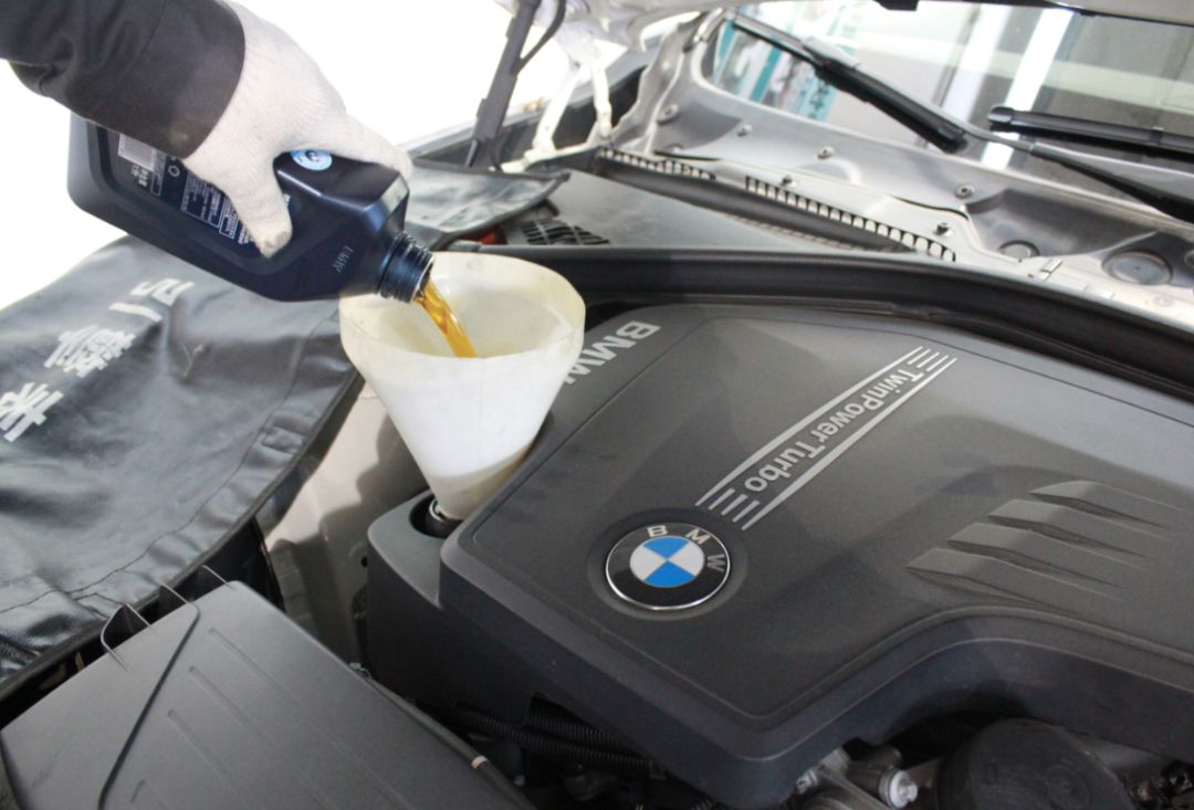 厚！小编去了宝马4S店，58分钟就把这个项目做完了！