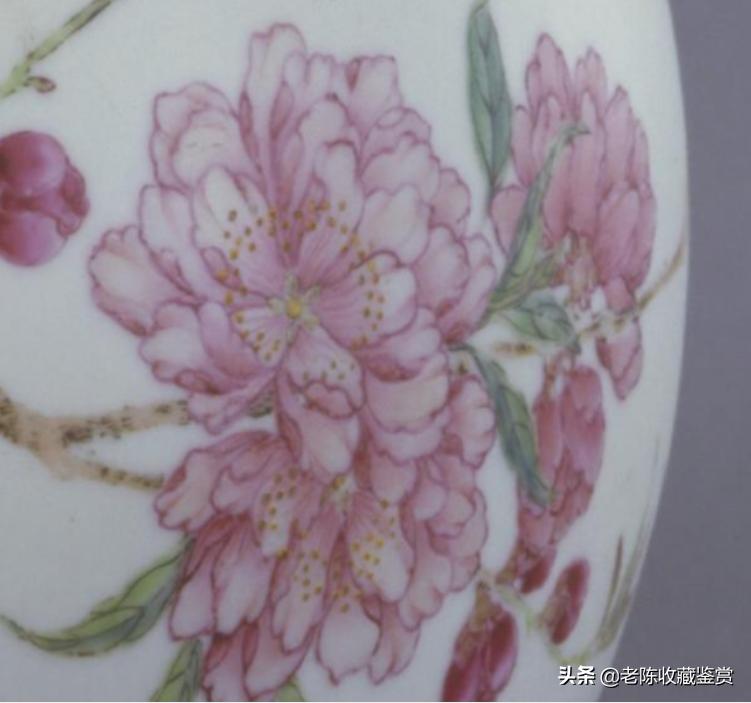 雍正粉彩花卉纹盘图解大全,故宫雍正粉彩蟠桃天球瓶