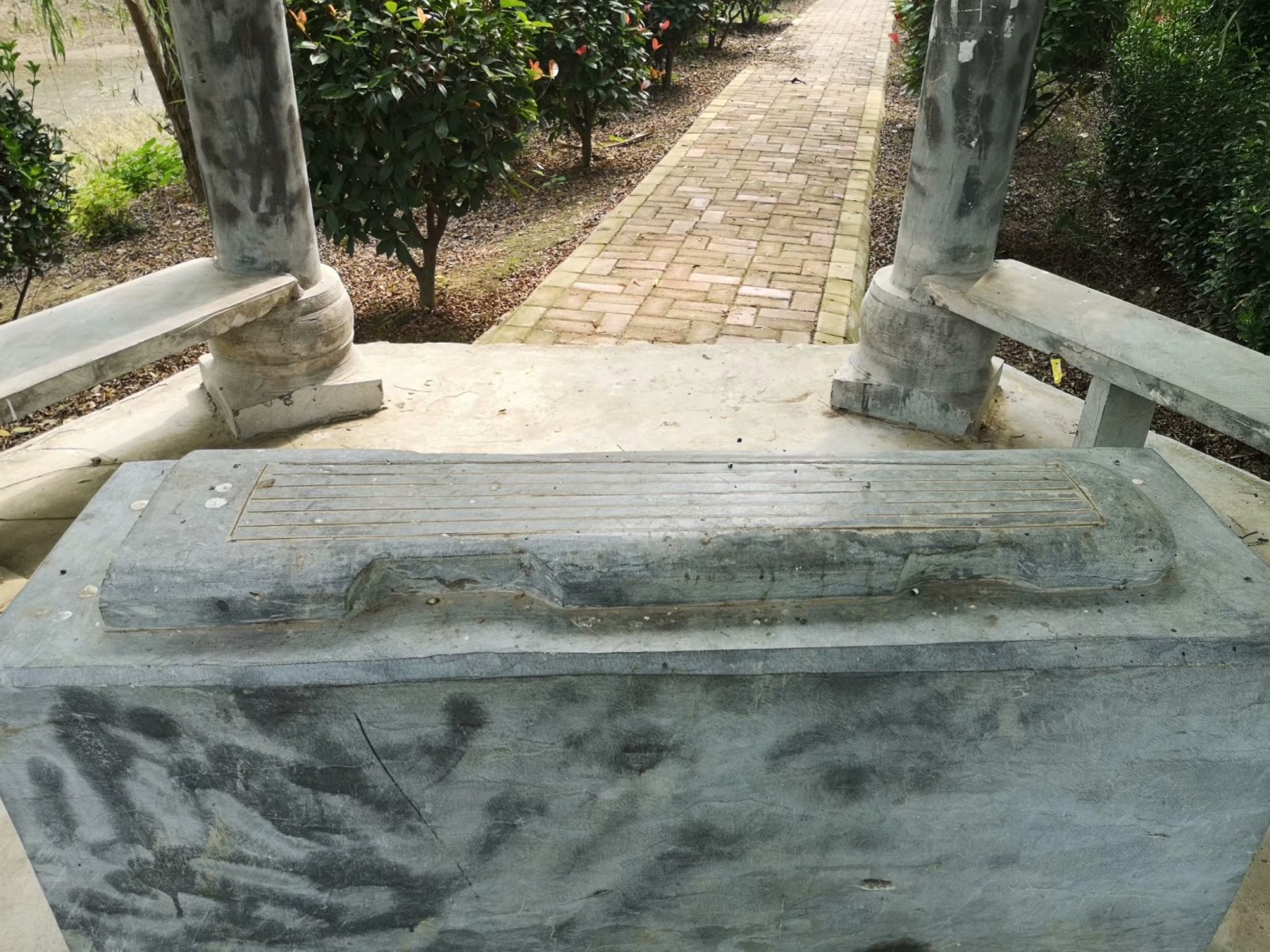 俞伯牙墓为什么在固镇,俞伯牙墓出土