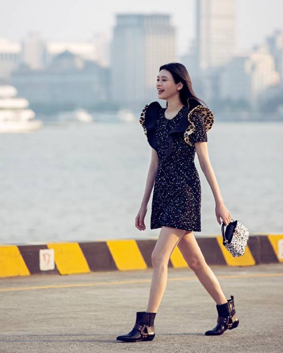 明星怀孕二胞胎40周的过程,为什么明星怀孕恢复快