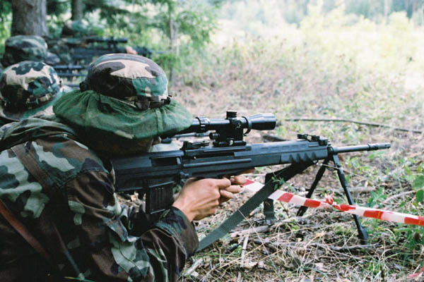 反人质狙击步枪,88式狙击步枪射杀人质