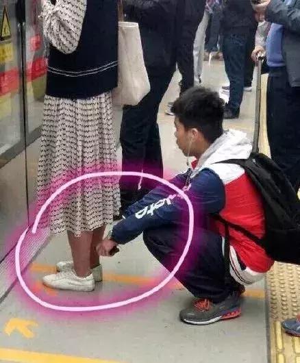 *拍偷**狂魔,奉劝一句:公安等着你