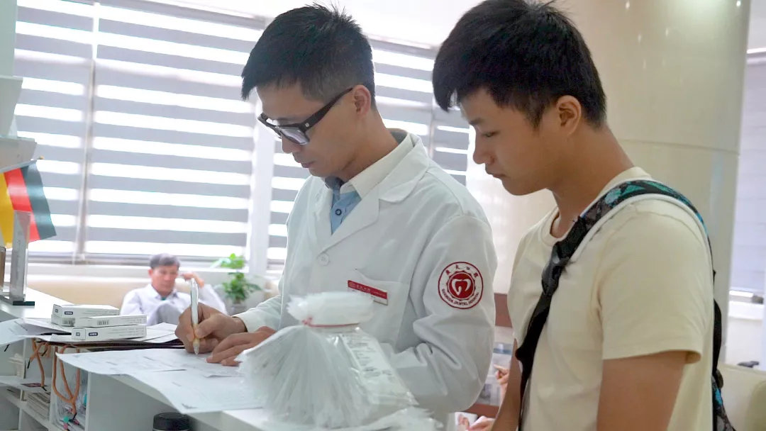 门牙缺失影响父母健康,门牙缺失修补好了影响财运吗