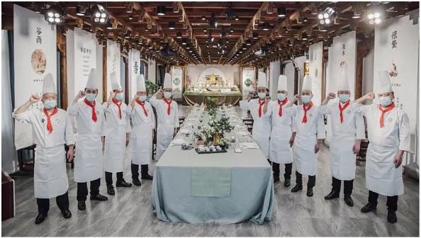 春盛王泽春：“红烧荷花鳖”和“鱼头泡饭”都是叫得响的消费品类