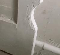 搞笑gif你以为我会乖乖地转圈吗,打着伞跳舞搞笑视频