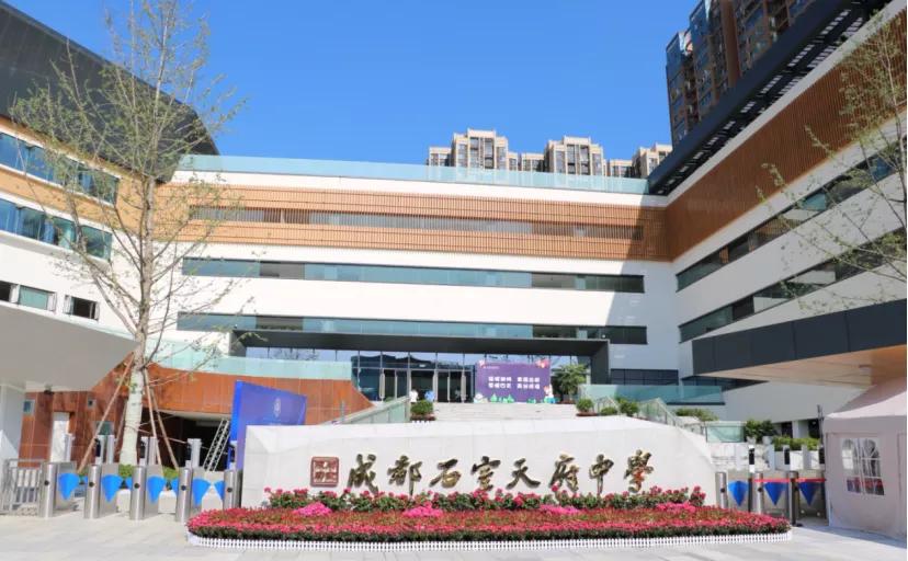 颜值冲锋，实力断后！一大批新学校曝光，太“刷脸”了