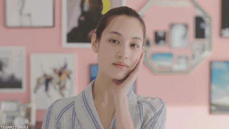 夏季怎么让皮肤降温,夏天很热你知道哪些降温小妙招