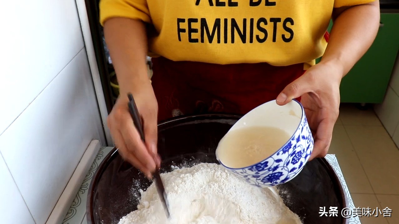 韭菜蒸包子不塌陷不回缩的好方法,简单又好吃的蒸包子怎么做