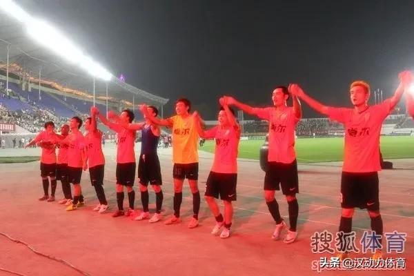 武汉足球历史记忆,武汉足球球衣印号