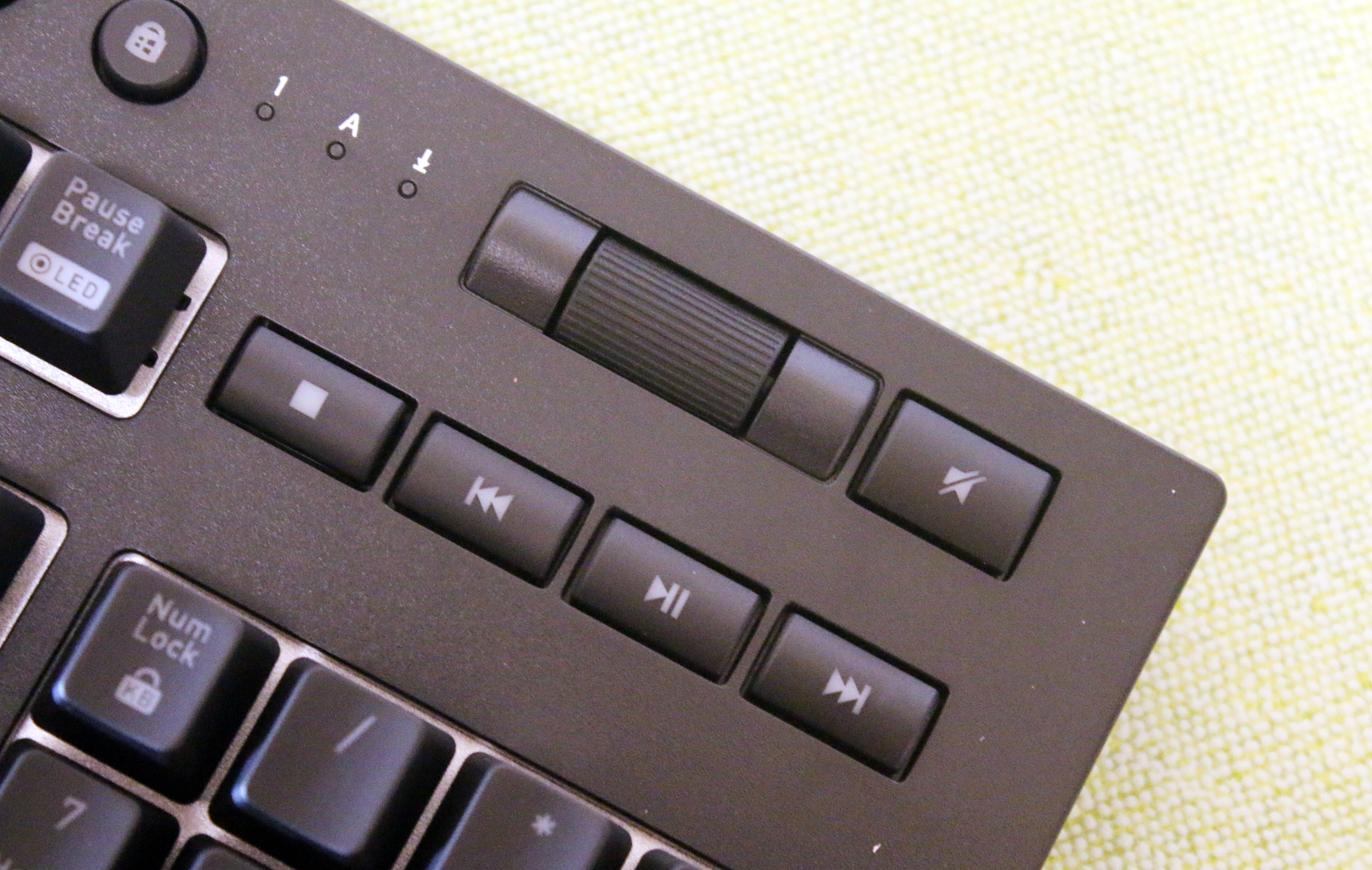 tt星脉银轴键盘,星脉x1银轴键盘