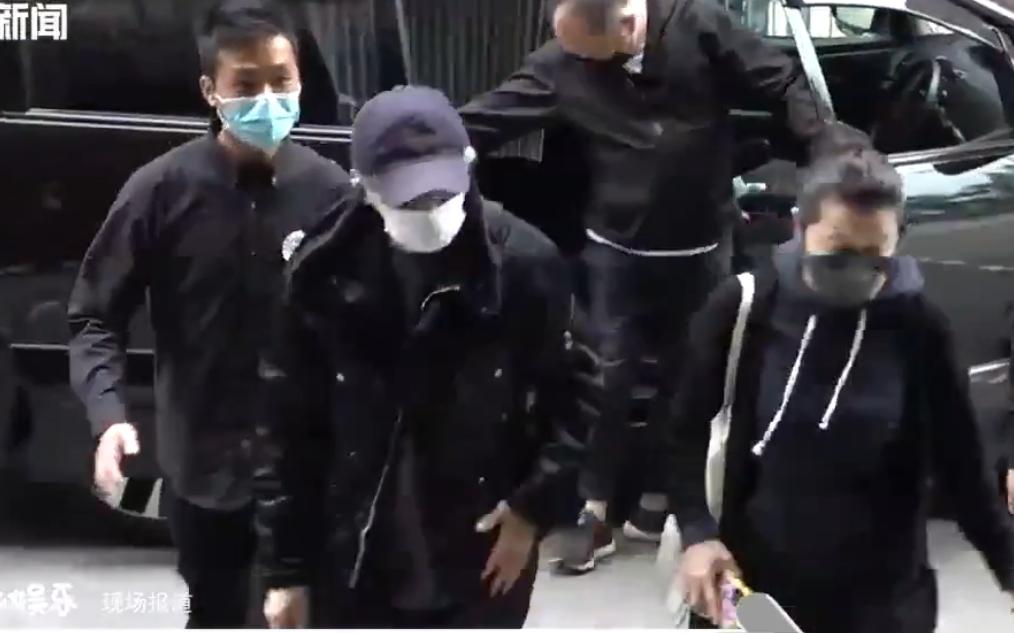 周星驰现场吊唁吴孟达,周星驰现场悼念吴孟达细节曝光