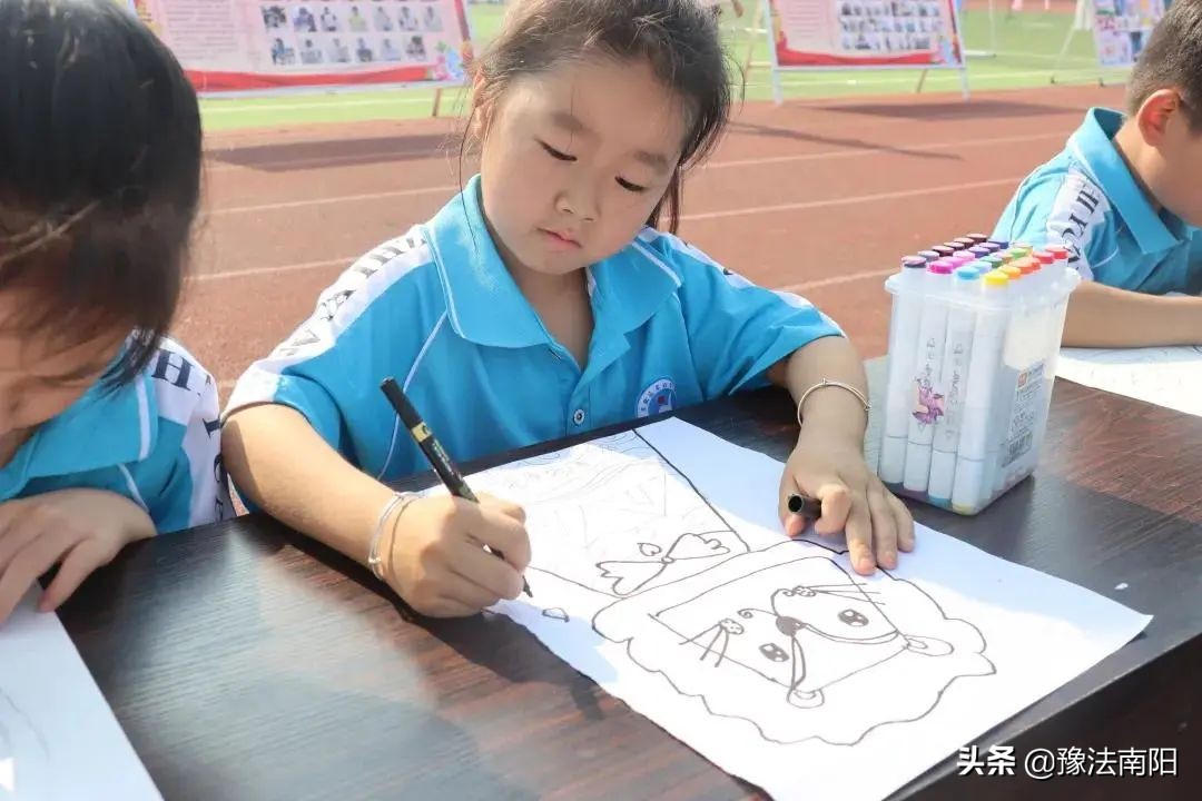 邓州市致远实验学校2023年运动会,邓州致远实验学校元旦