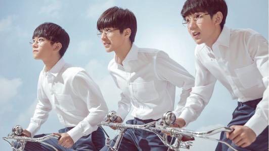 tf家族三代怎么就长大了呢,tfboys三人轰动全场