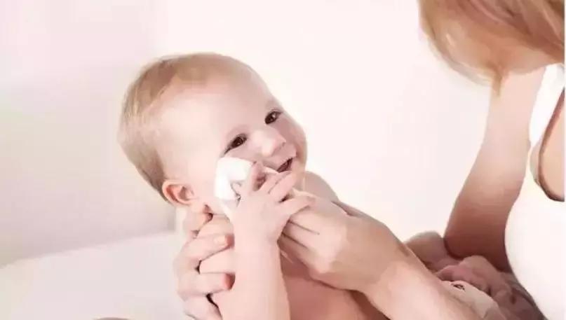 宝宝用的湿巾纸卫生吗,婴儿湿巾安全吗