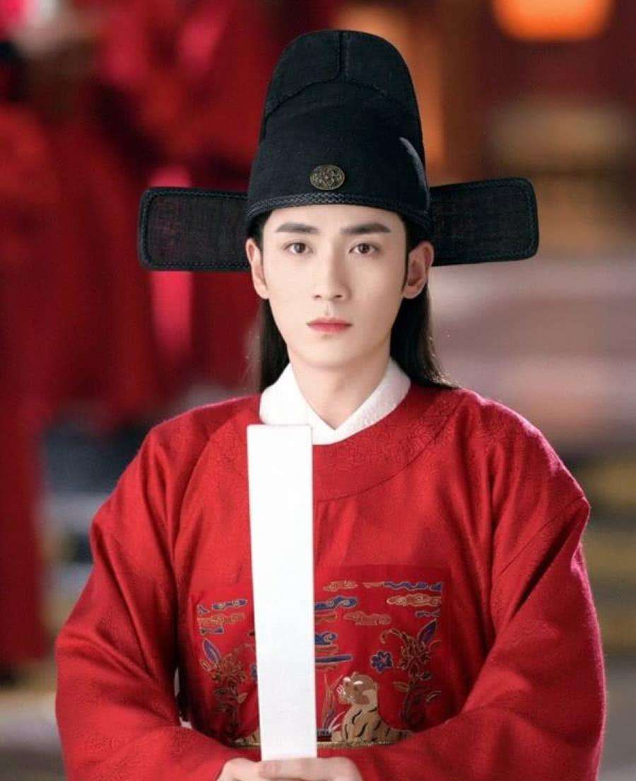 欧美古装最帅男演员,古装剧最帅三位男演员