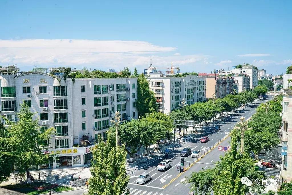 崇州距离成都多少公里,崇州市距离成都市区有多远