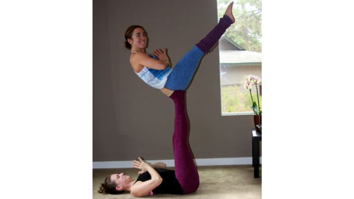 经典的瑜伽姿势都在这里了,简单的瑜伽姿势在家也可以练起来