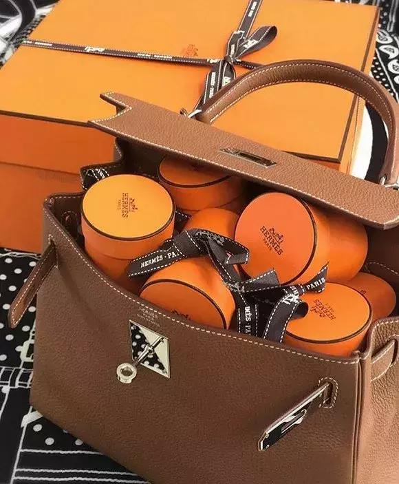 lv和爱马仕都卖什么,lv和爱马仕是不是一个品牌