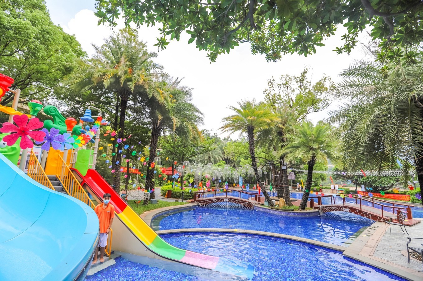 这里被称为广深后花园，每年夏天游人如织，有山有水的避暑胜地