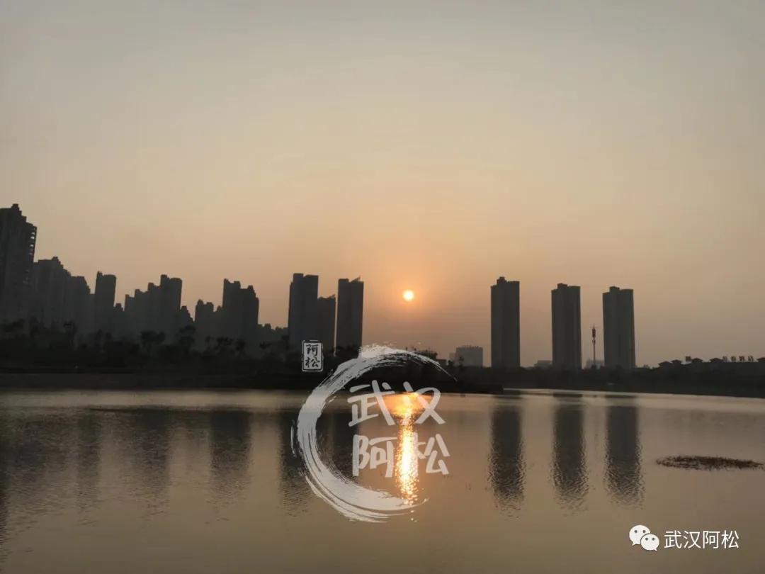 之前买的都笑开花了!光谷三环边77平两房!旁边有好学校!