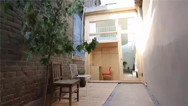 北京40㎡夹缝学区房挤下6口人，准备生二胎，女婿只能睡折叠床