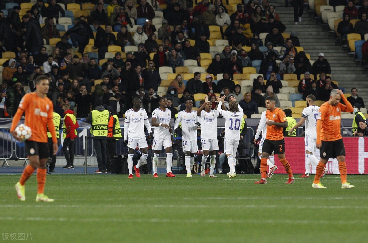 萨拉赫破梅西的世界纪录,欧冠联赛梅西萨拉赫