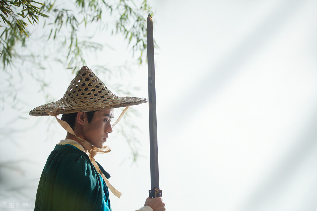 曹植表达舍身报国视死如归的诗句,曹植寄身于草野