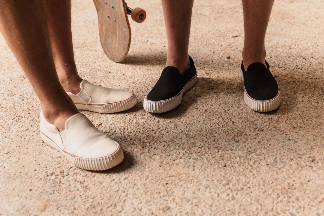 替代vans匡威的帆布鞋,vans和匡威帆布鞋哪个好