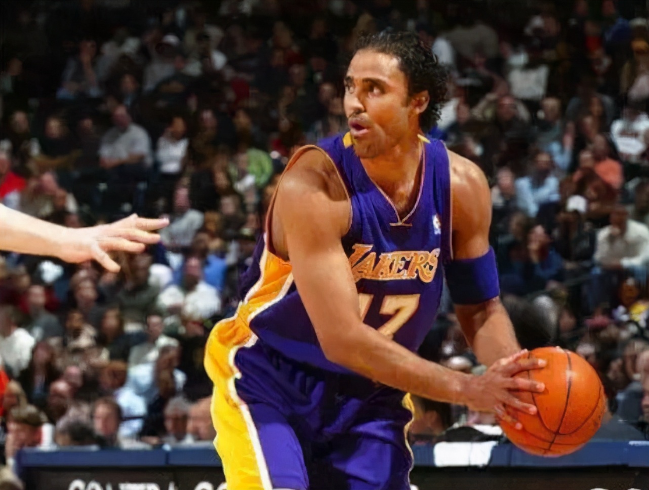 卡戴珊和詹娜是什么关系,美媒评价卡戴珊