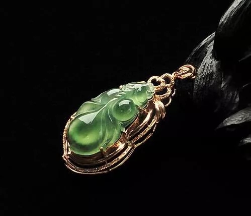 买翡翠怕上当十秒钟学会,买翡翠不上当的秘诀非常有用