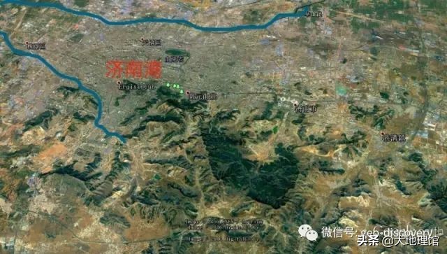 当我们在谈孔子时我们在讨论什么,当我们在谈论诗时我们在谈论什么